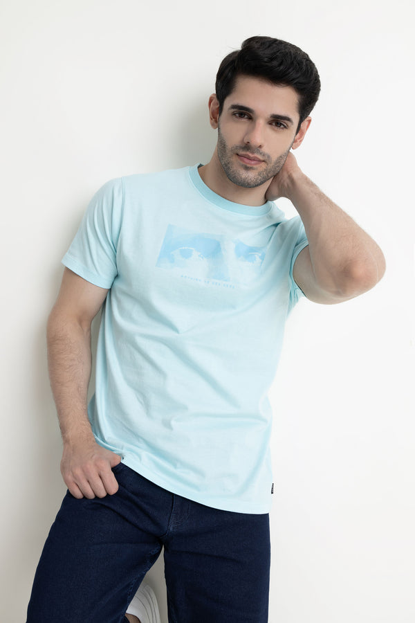 Nothing To See Graphic T-Shirt