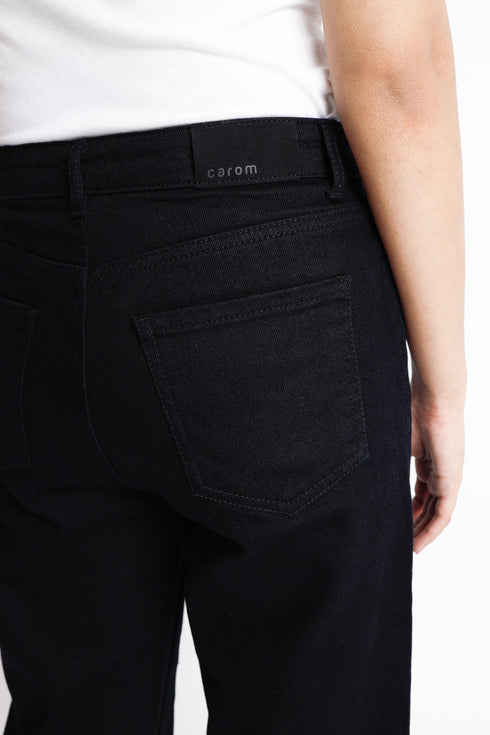 The Straight Fit Black Jeans