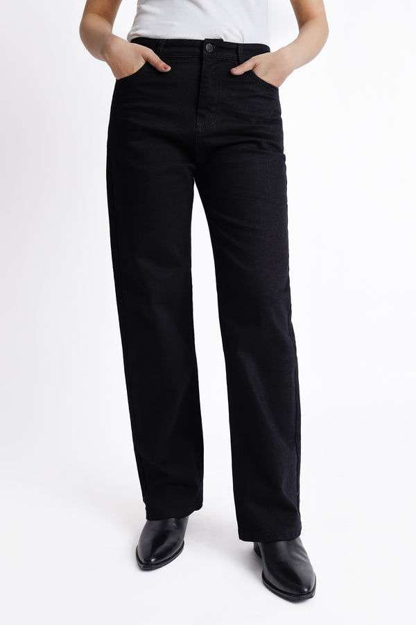 The Straight Fit Black Jeans
