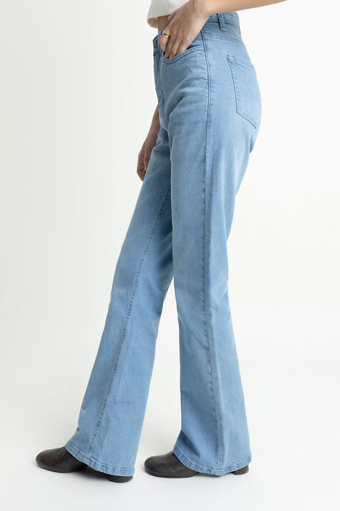 The Mid Wash Bootcut Jeans