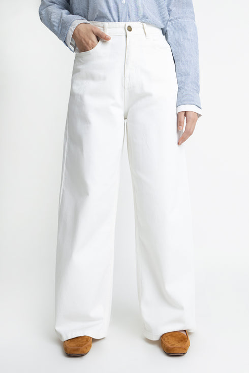 The Wide Leg White Jeans