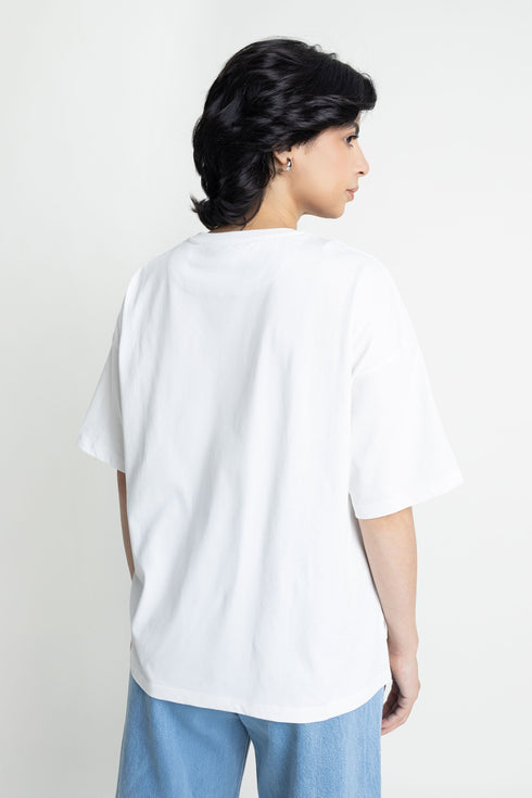The White Oversized Graphic T-shirt