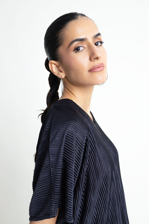 The Black Oversized Pleated Kimono Top