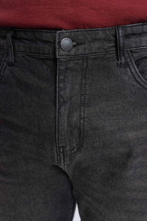 The Black Tapered Fit Jeans