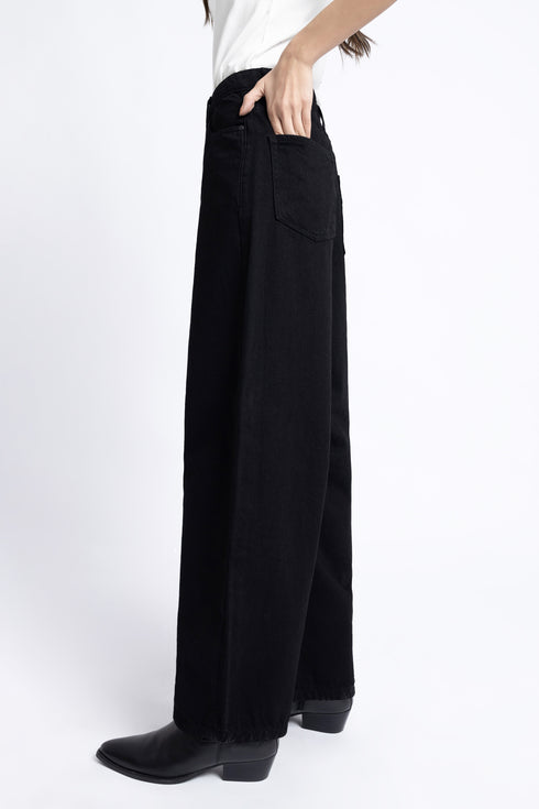 The Black Barrel Fit Jeans