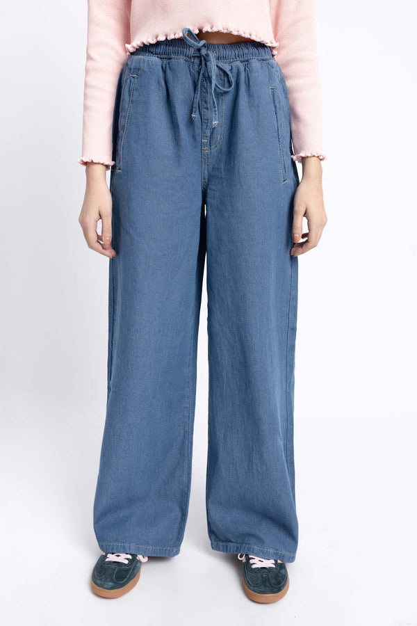 The Mid Wash Wide Leg Pull Up Jeans