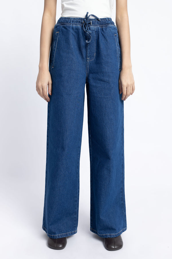 The Dark Wash Pull Up Jeans