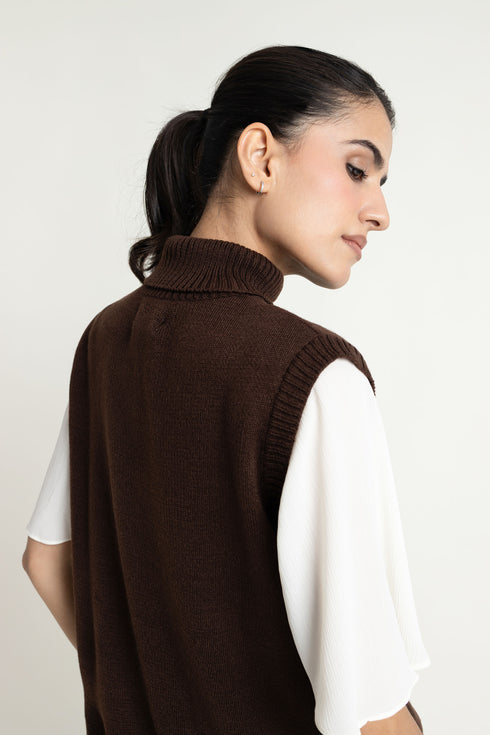 Cocoa Sleevless Turtle Neck Sweater