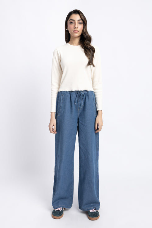 The Off-White Cropped Fitted T-Shirt