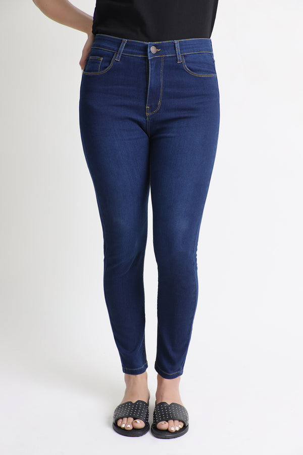 The Dark Wash Skinny Jeans